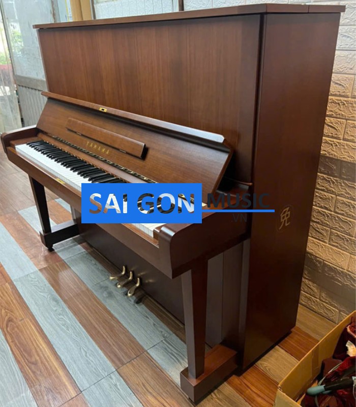 yamaha u5h