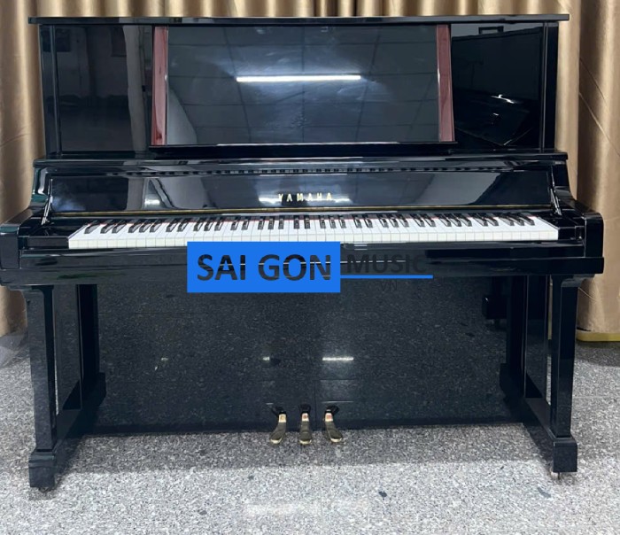 piano-yamaha-yu5