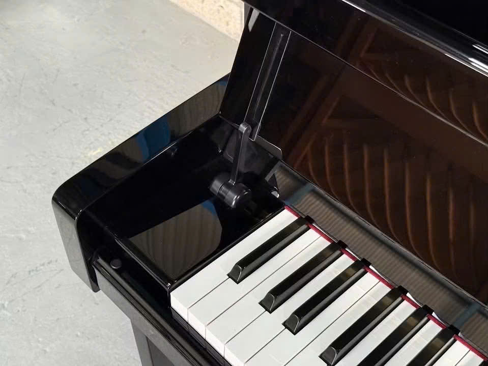 Piano Yamaha B113SD hàng như mới 99,9